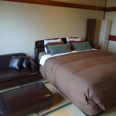 Ryokan Izuna Atami  Esterno foto