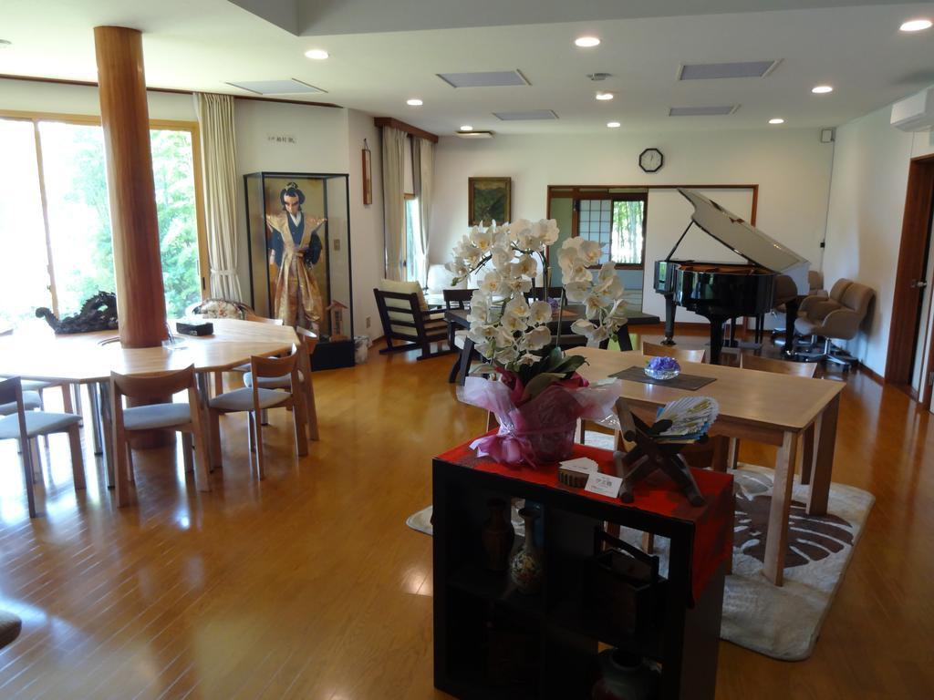 Ryokan Izuna Atami  Esterno foto