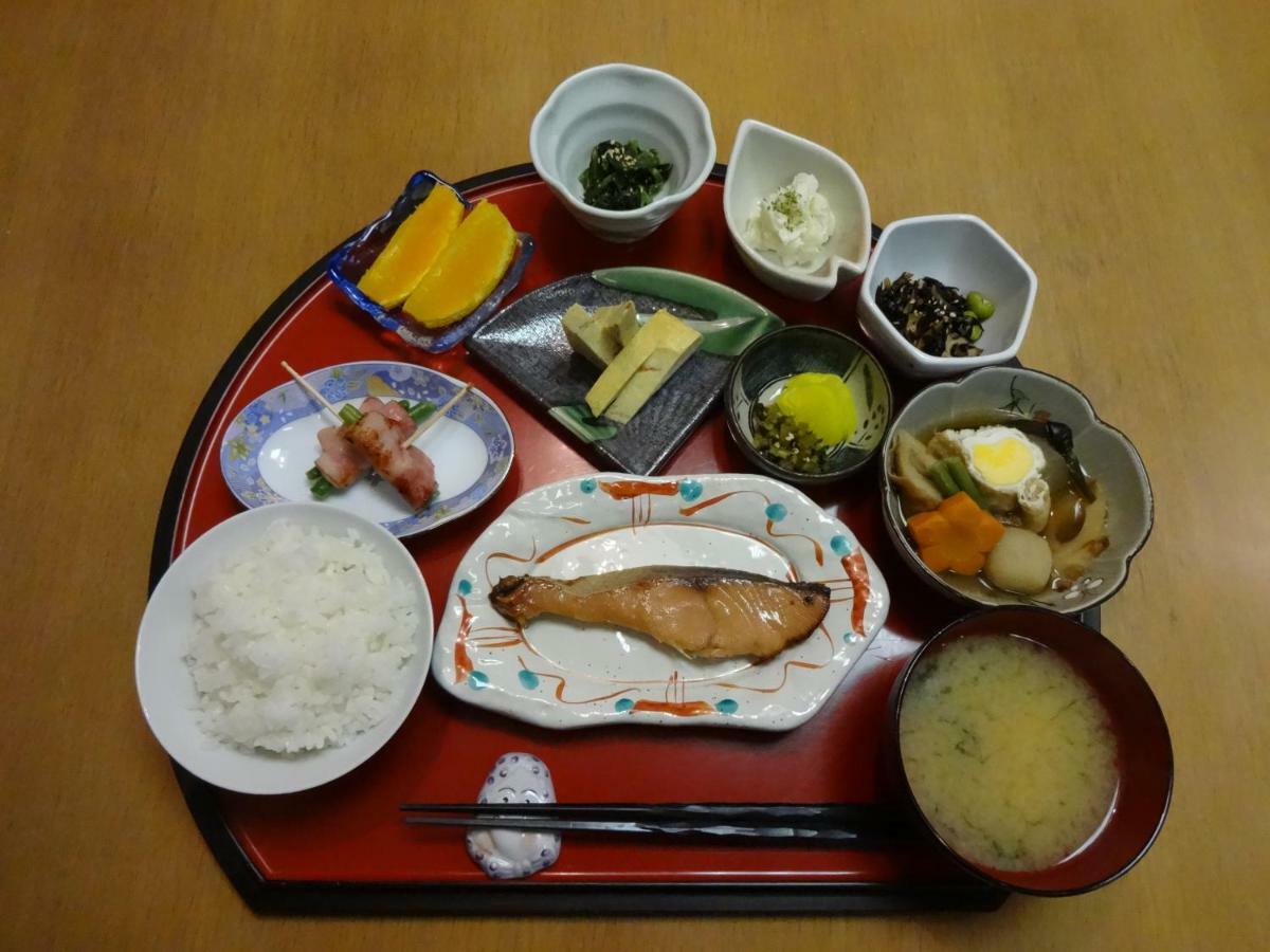 Ryokan Izuna Atami  Esterno foto